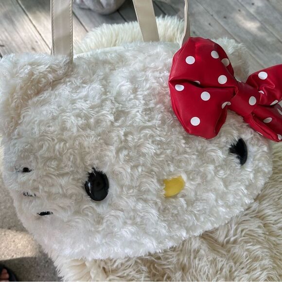 Hello Kitty Fluffy White Bag with Red Polka Dot Bow main image 6